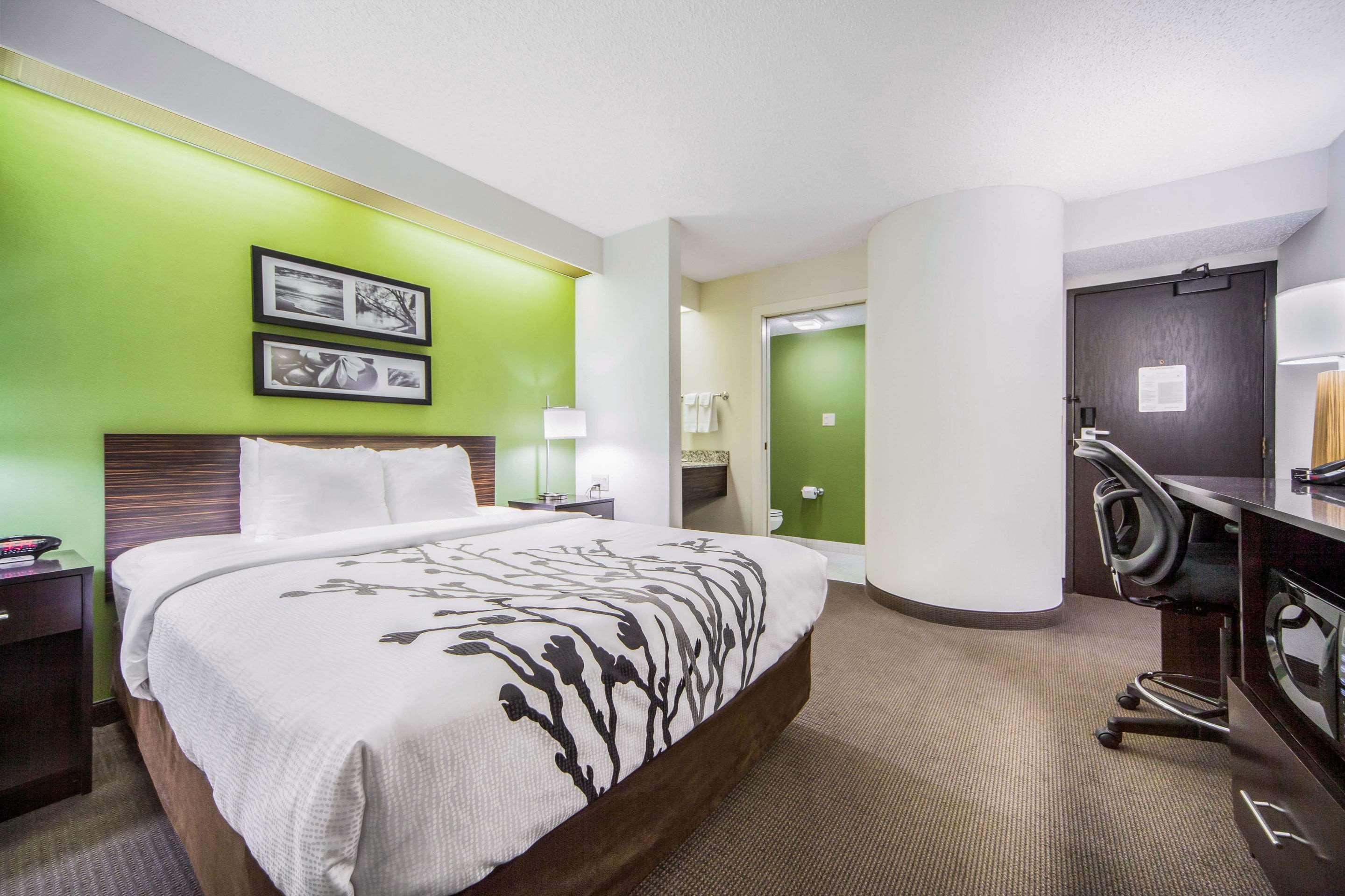 Sleep Inn & Suites Columbus Bagian luar foto