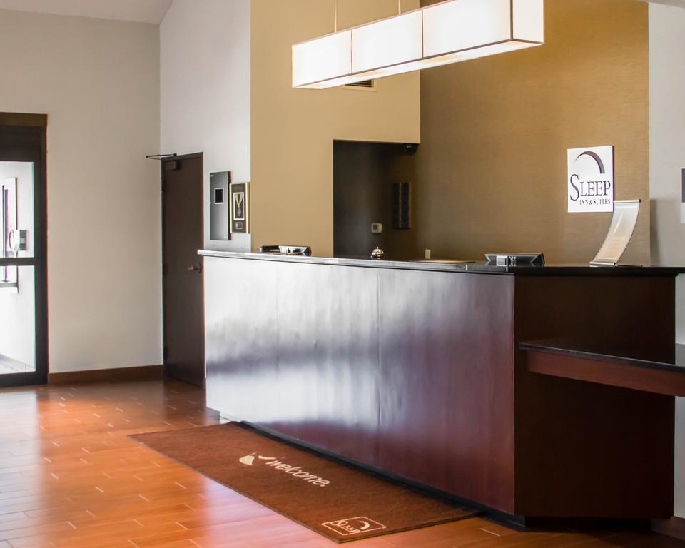 Sleep Inn & Suites Columbus Bagian luar foto