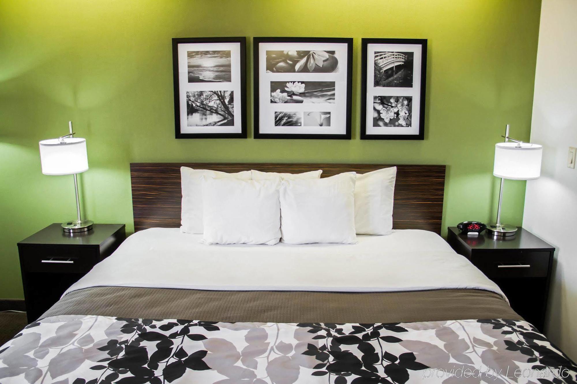 Sleep Inn & Suites Columbus Bagian luar foto
