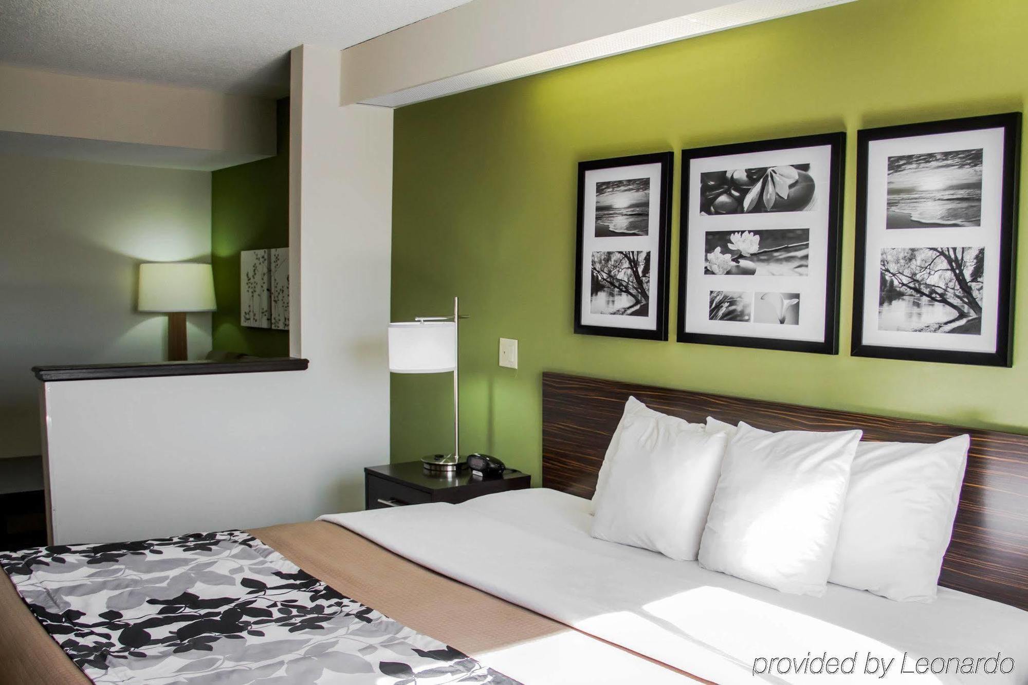 Sleep Inn & Suites Columbus Bagian luar foto
